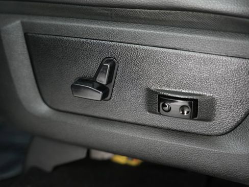 Used 2018 RAM 1500 Lone Star image 45