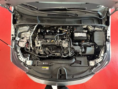 Certified 2024 Toyota Corolla LE image 9