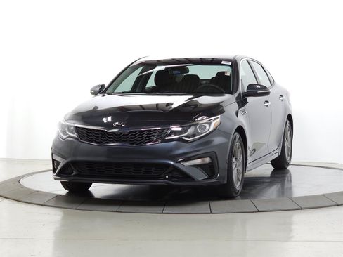 Used 2020 Kia Optima LX FWD image 3