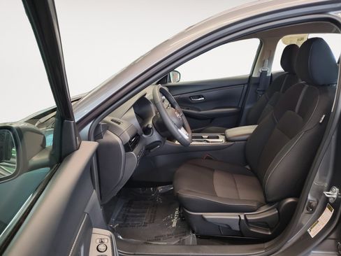 Used 2025 Nissan Sentra SV w/ All-Weather Package FWD image 24