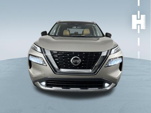 Used 2021 Nissan Rogue Platinum FWD image 3