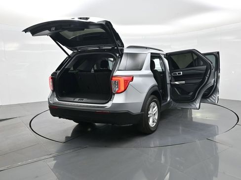 Used 2024 Ford Explorer XLT image 43