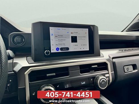 Used 2024 Toyota Tacoma SR5 AWD/4WD image 23