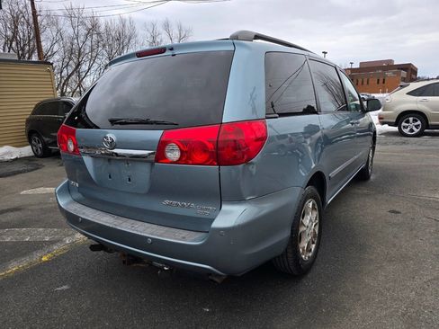 Used 2006 Toyota Sienna XLE Limited image 3