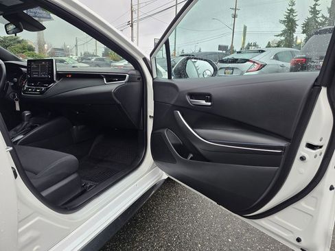 Used 2021 Toyota Corolla SE image 10