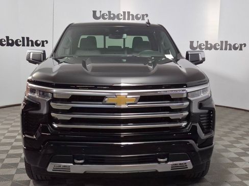 New 2026 Chevrolet Silverado 1500 High Country image 2