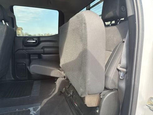 Used 2019 Chevrolet Silverado 1500 Custom Trail Boss w/ Custom Convenience Package AWD/4WD image 38