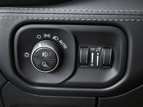New 2026 RAM 1500 Limited AWD/4WD image 30