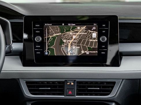 Used 2025 Volkswagen Taos SEL w/ Black Wheel Plus Package image 17