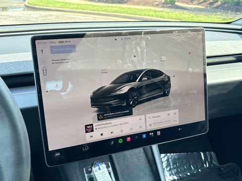 Used 2025 Tesla Model 3 Long Range AWD/4WD image 20