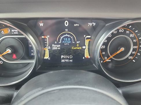 Used 2021 Jeep Wrangler Unlimited Sport AWD/4WD image 11