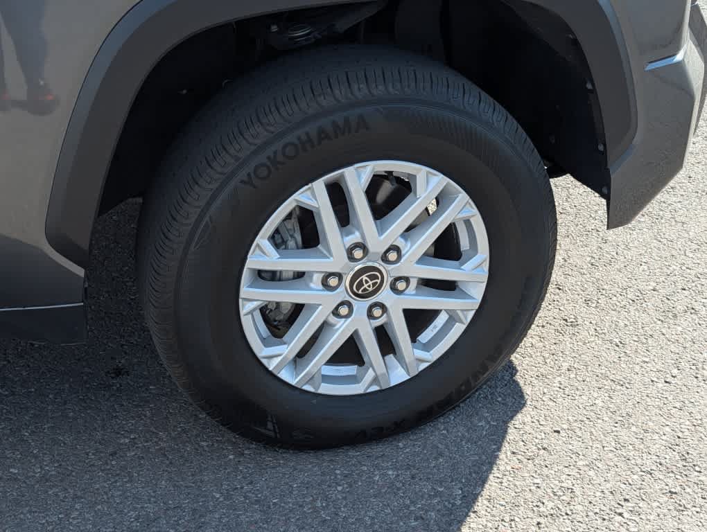 Used 2024 Toyota Tundra SR5 w/ SR5 Convenience Package AWD/4WD image 13