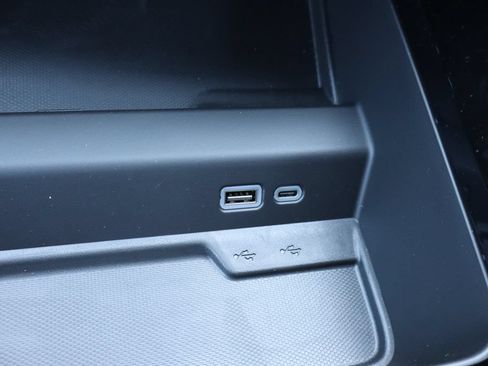 New 2026 Chevrolet Tahoe High Country AWD/4WD image 21