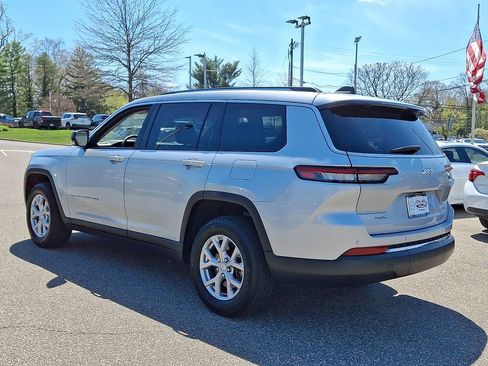 Used 2023 Jeep Grand Cherokee L Limited image 6