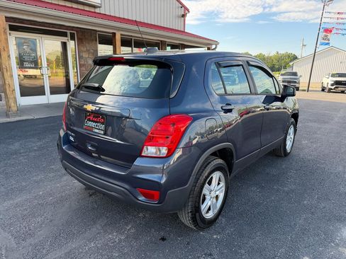 Used 2018 Chevrolet Trax LS AWD/4WD image 4