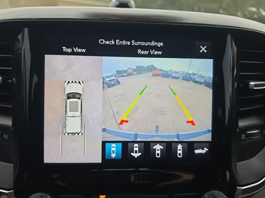 Used 2019 RAM 1500 Laramie RWD image 31