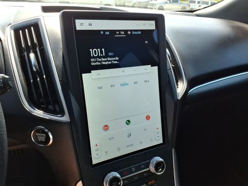 Used 2024 Ford Edge ST-Line image 20