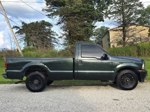 Used 2003 Ford F250 2WD Regular Cab Super Duty image 8