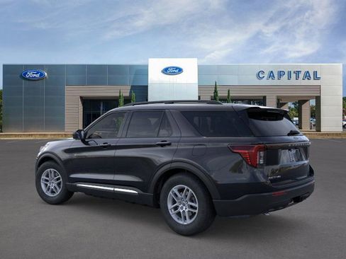 New 2025 Ford Explorer Active image 4