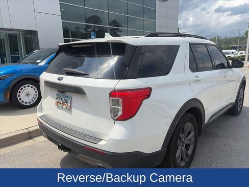 Used 2023 Ford Explorer XLT w/ Equipment Group 202A RWD image 5