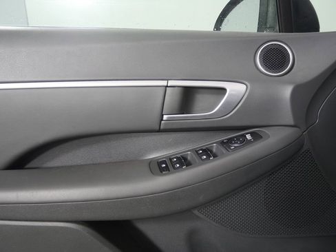 Used 2020 Hyundai Sonata SEL w/ Convenience + Sunroof Package image 8