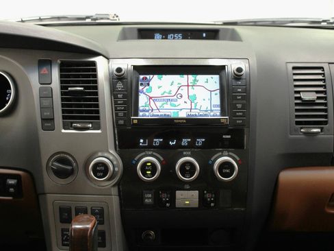 Used 2012 Toyota Sequoia Platinum AWD/4WD image 57