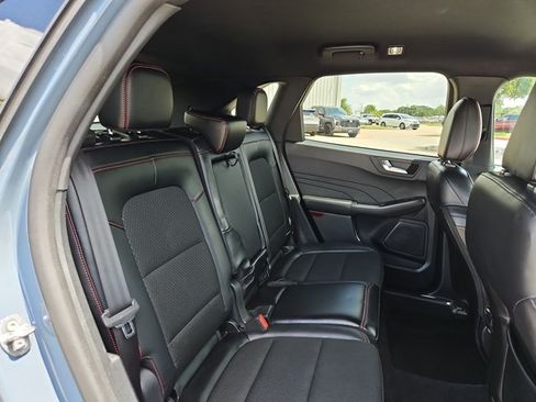 Used 2025 Ford Escape ST-Line FWD image 19