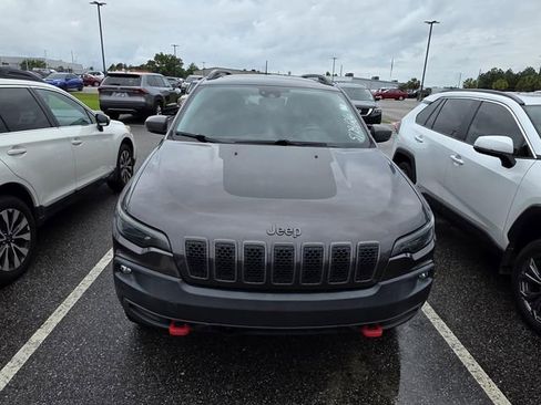 Used 2021 Jeep Cherokee Trailhawk w/ Sun, Sound & Nav Group AWD/4WD image 2