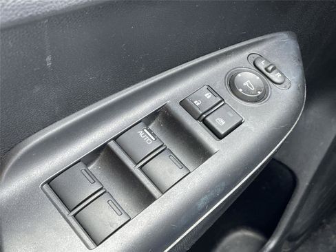 Used 2015 Honda Fit LX image 16