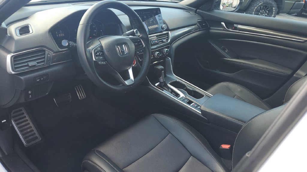Used 2022 Honda Accord Sport image 19