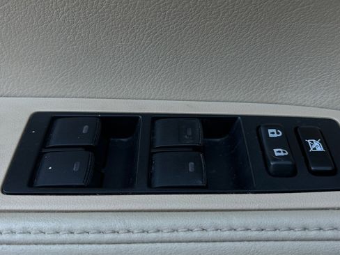 Used 2013 Lexus ES 300h ES 300h Sedan 4D image 46