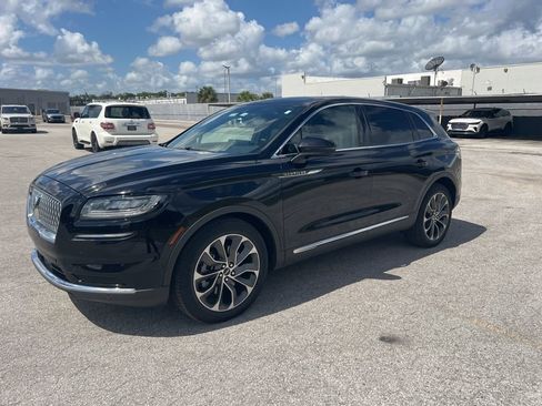 Used 2023 Lincoln Nautilus Reserve w/ Equipment Group 201A AWD/4WD image 7