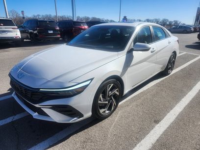 Used 2025 Hyundai Elantra SEL