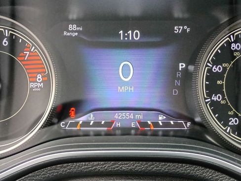 Used 2019 Jeep Cherokee Limited image 17