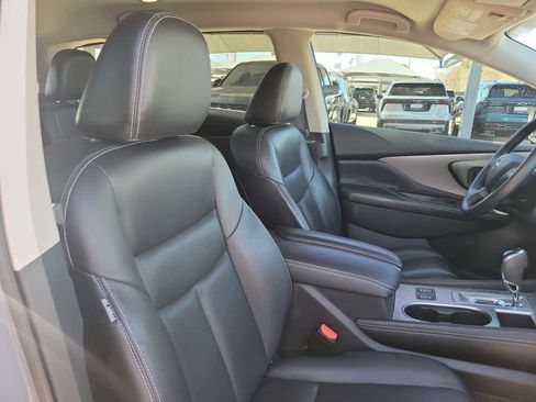 Used 2024 Nissan Murano SV w/ SV Midnight Edition Package image 14