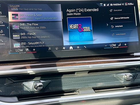 New 2026 BMW X5 sDrive40i w/ M Sport Package image 12