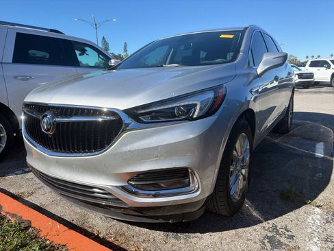 Used 2019 Buick Enclave Premium image 3