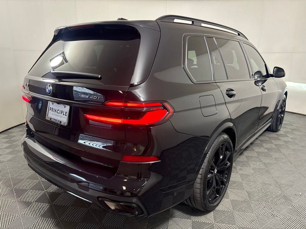 Certified 2026 BMW X7 xDrive40i w/ Executive Package AWD/4WD image 5