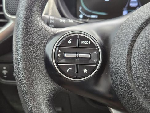 Used 2023 Kia Soul LX FWD image 27