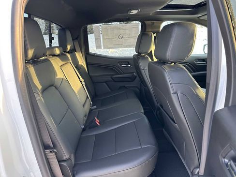 New 2026 GMC Canyon Elevation w/ Convenience Package image 12