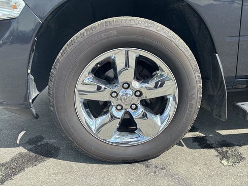 Used 2019 RAM 1500 Express w/ Express Value Package image 13