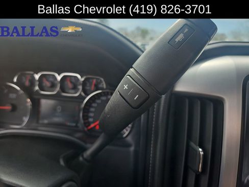 Used 2015 GMC Sierra 2500 SLE AWD/4WD image 16