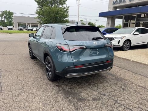 Used 2024 Honda HR-V Sport image 11