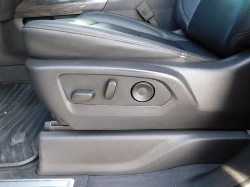 Used 2023 Chevrolet Silverado 1500 LTZ w/ LTZ Convenience Package II image 20