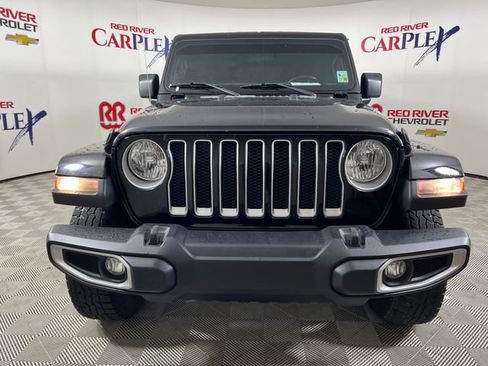 Used 2020 Jeep Wrangler Unlimited Sahara AWD/4WD image 2