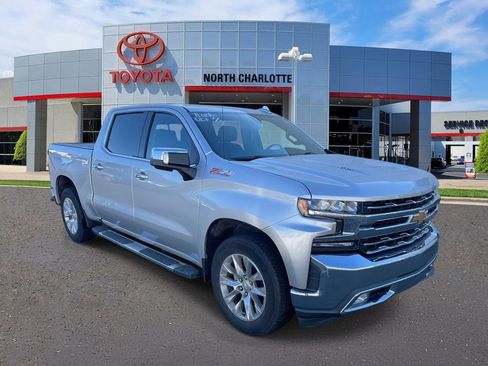 Used 2019 Chevrolet Silverado 1500 LTZ image 2