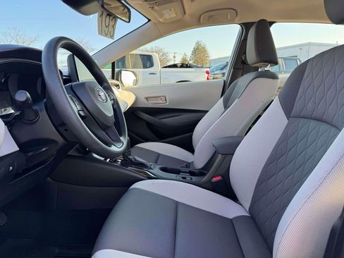 Used 2026 Toyota Corolla LE image 13