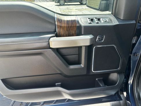 Used 2018 Ford F150 Lariat w/ Equipment Group 501A Mid AWD/4WD image 14