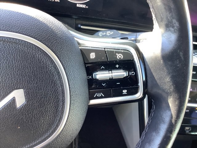 Used 2022 Kia Carnival SX Prestige FWD image 27