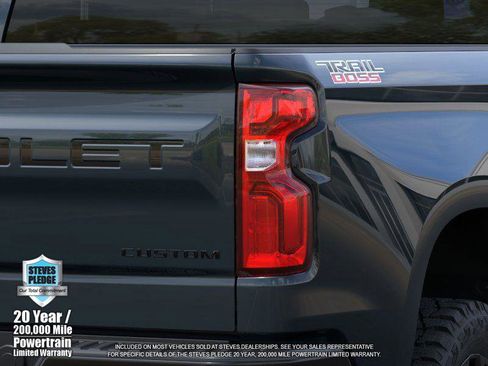 New 2026 Chevrolet Silverado 1500 Custom Trail Boss w/ LPO, Dark Essentials Package image 11